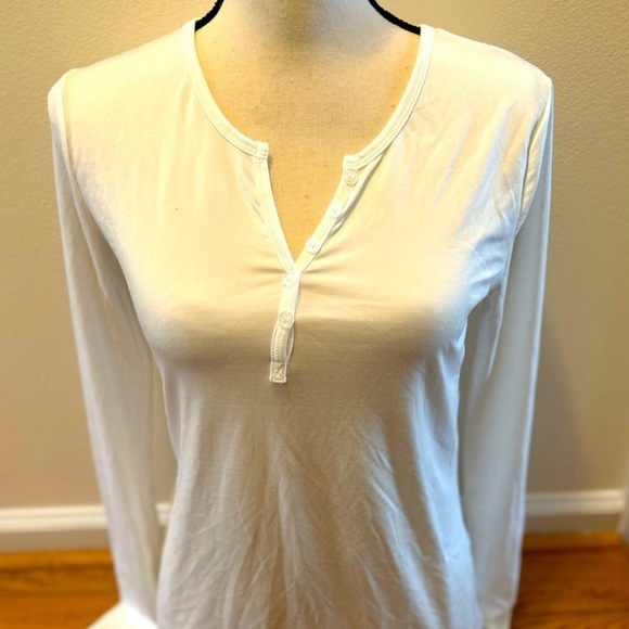 Black, blue, white and gray long sleeve tees- Size small - Picture 4 of 8